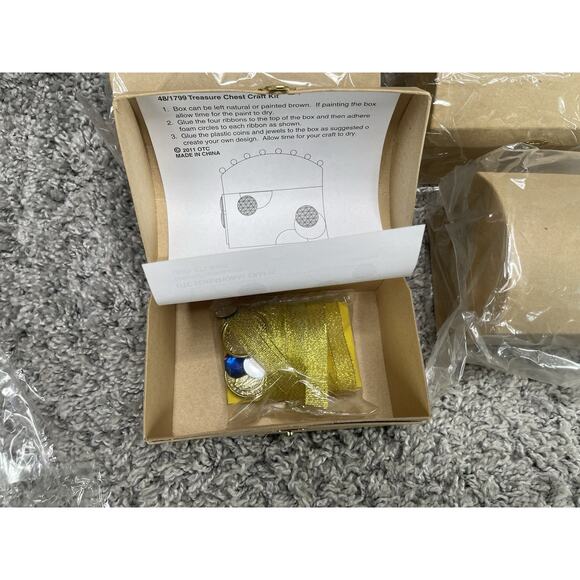 Kids Mini Pirate Treasure Chest Craft Kit Toy Party Favors Bundle Set Of 4 New - Picture 5 of 8